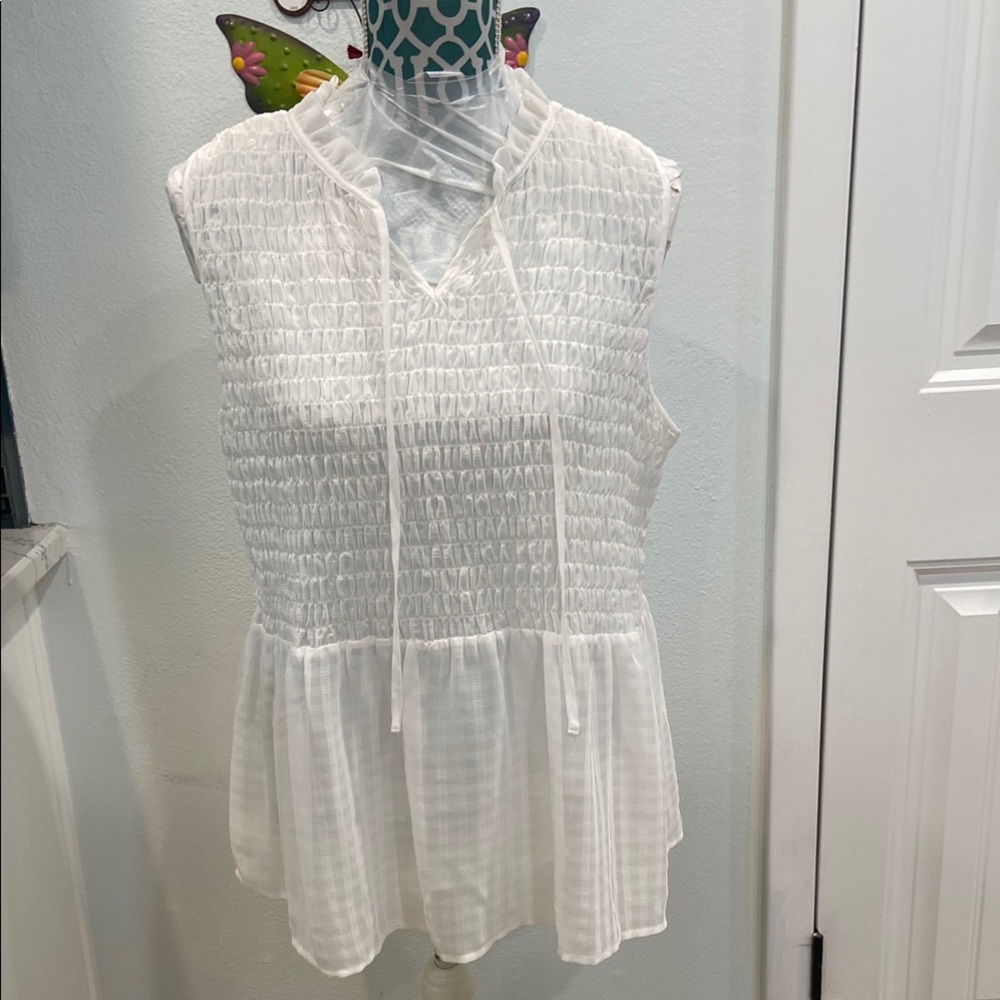 Pleione white peplum sleeveless top XL